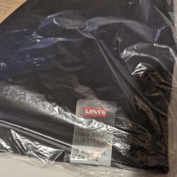 Levi Strauss Co slim straight - Picture 2 of 4